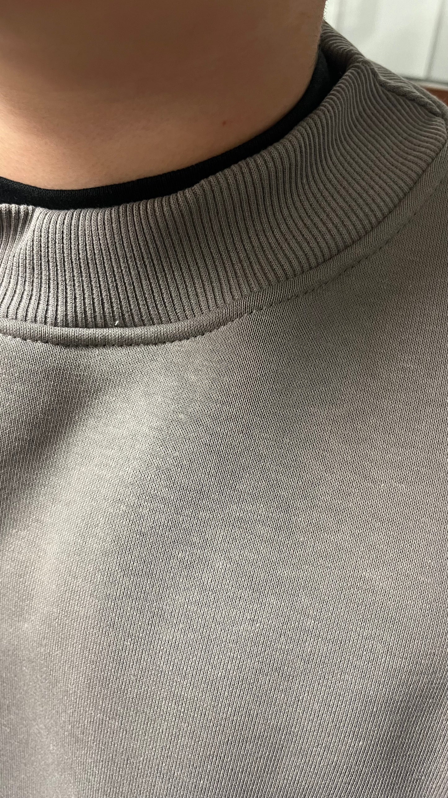 Felpa boxy girocollo